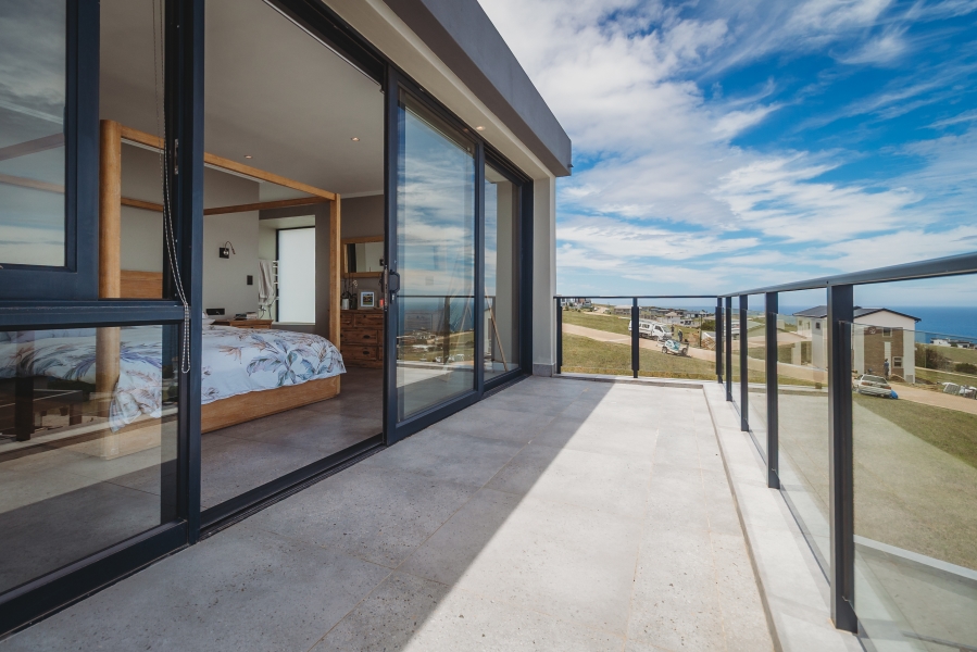 4 Bedroom Property for Sale in Le Grand Golf Estate Western Cape